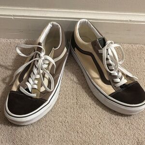 Vans Men's Brown and Cream Sneakers